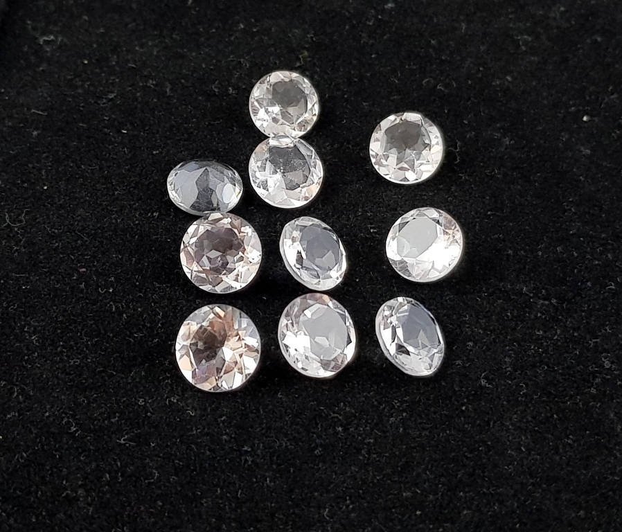 8–9mm Faceted Round Crystal Stones - Image 6