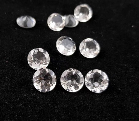 8–9mm Faceted Round Crystal Stones - Image 8